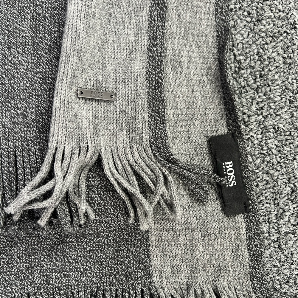 Hugo Boss Scarf - Picture 2 of 3